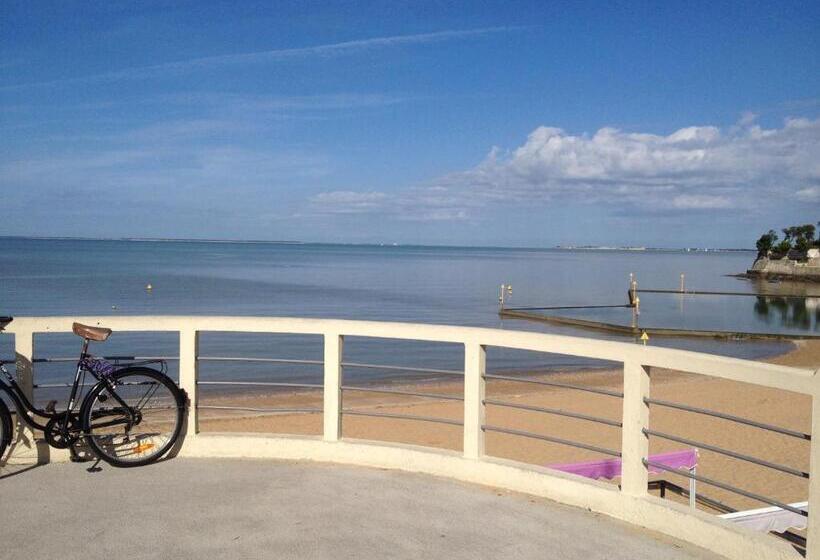 בית מלון כפרי Grand Hôtel Des Bains Spa