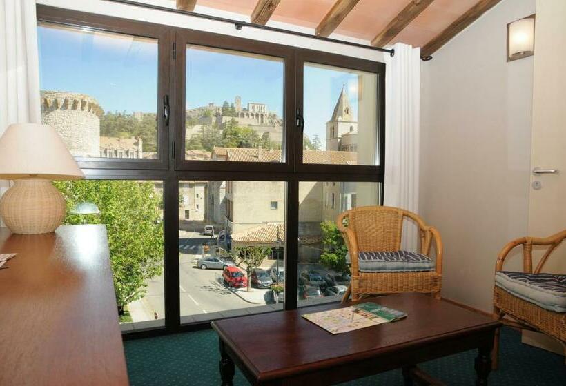 בית מלון כפרי Grand Hôtel Du Cours