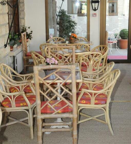 בית מלון כפרי Grand Hôtel Du Cours