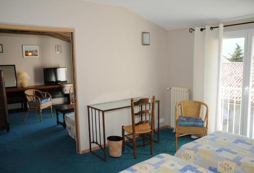 בית מלון כפרי Grand Hôtel Du Cours