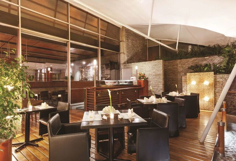 ホテル Hilton Colon Quito