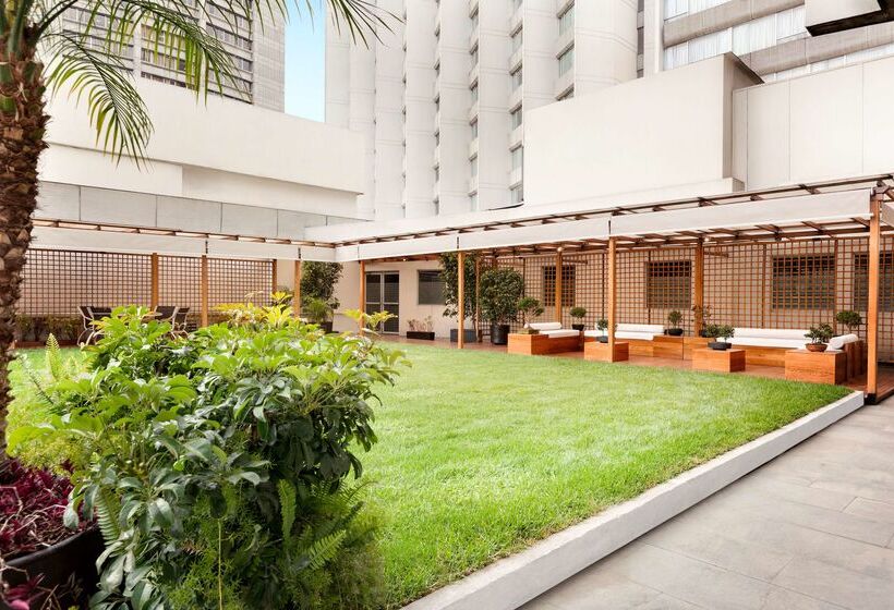 ホテル Hilton Colon Quito