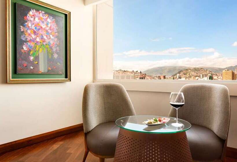 ホテル Hilton Colon Quito