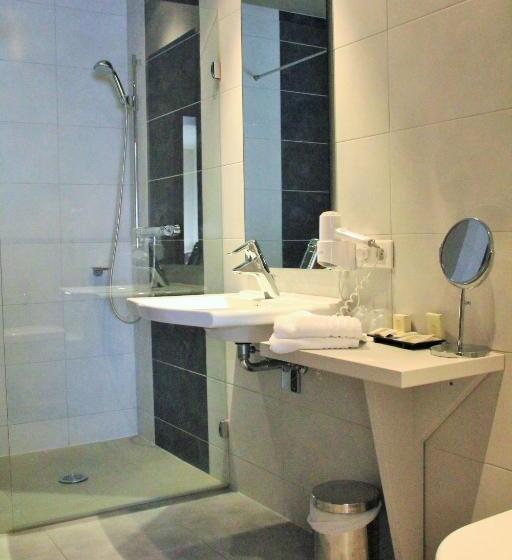 Отель Hostellerie Au Cygne