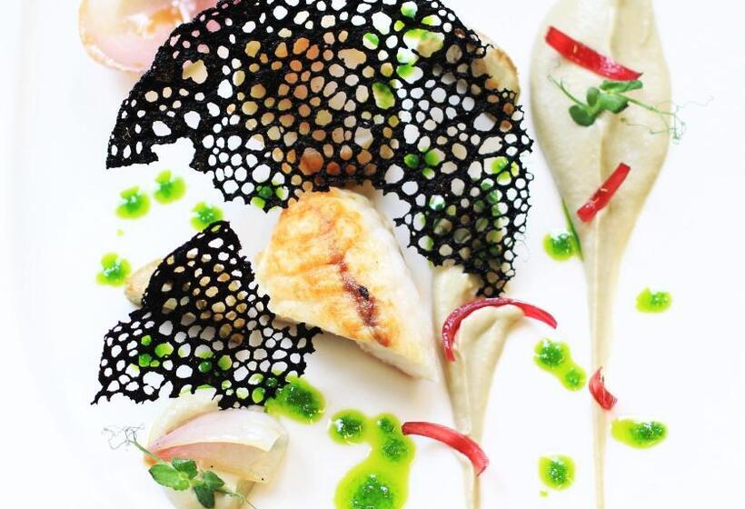 Отель Hostellerie Au Cygne