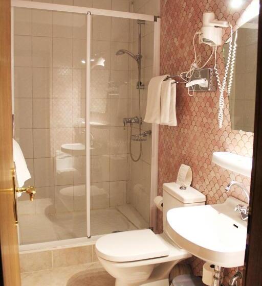 Отель Hostellerie Au Cygne