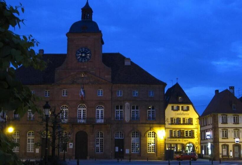 Отель Hostellerie Au Cygne