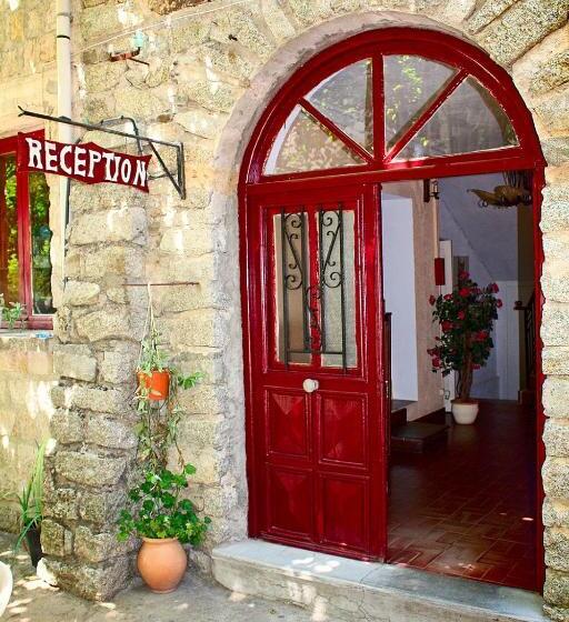 Отель Hôtel Pub Le Petit Bosquet