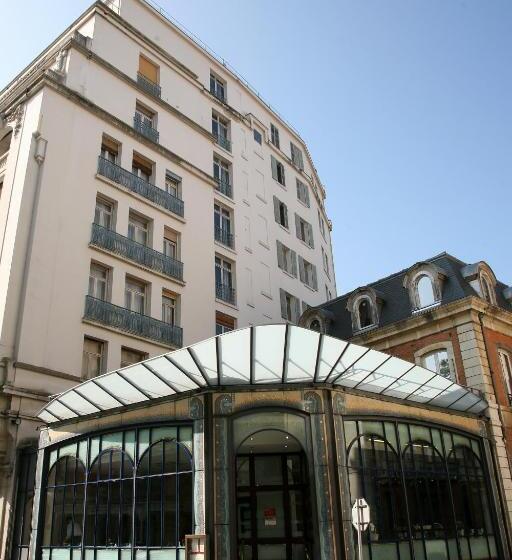 בית מלון כפרי Hôtel Aletti Palace