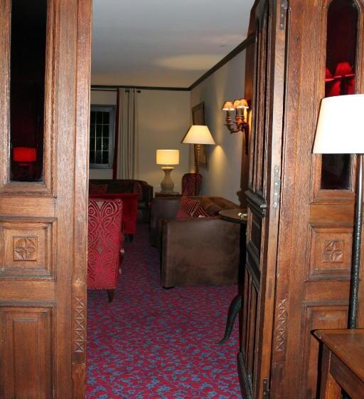 ホテル Hôtel Arnold