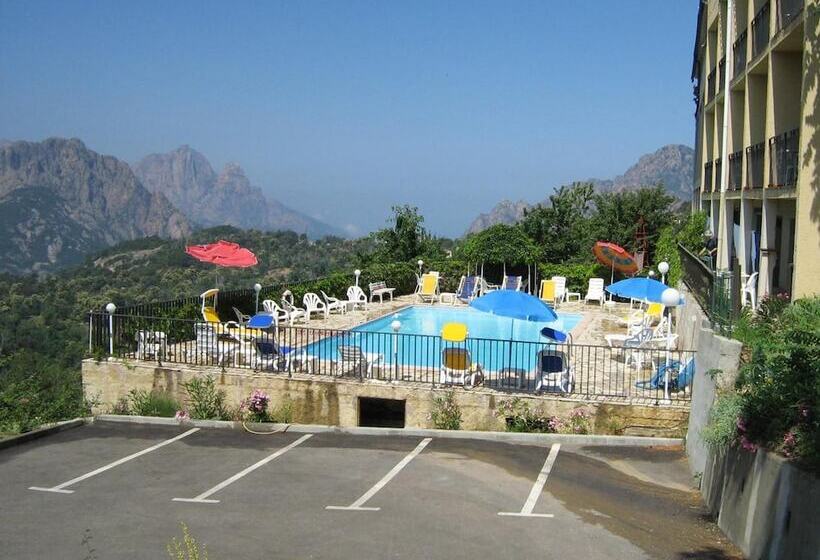 فندق Hôtel Aïtone