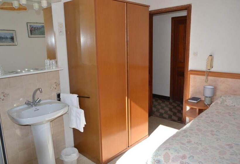 בית מלון כפרי Hôtel Aïtone