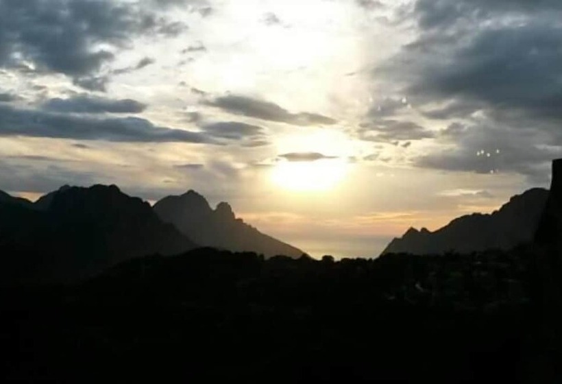 فندق Hôtel Aïtone