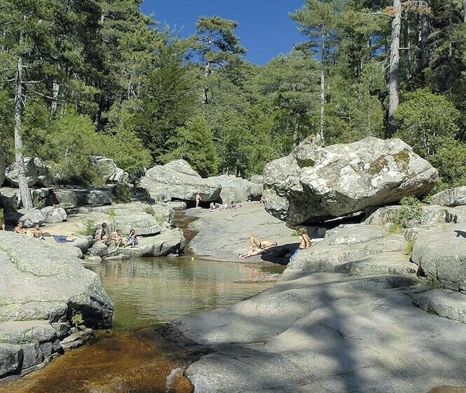 فندق Hôtel Aïtone