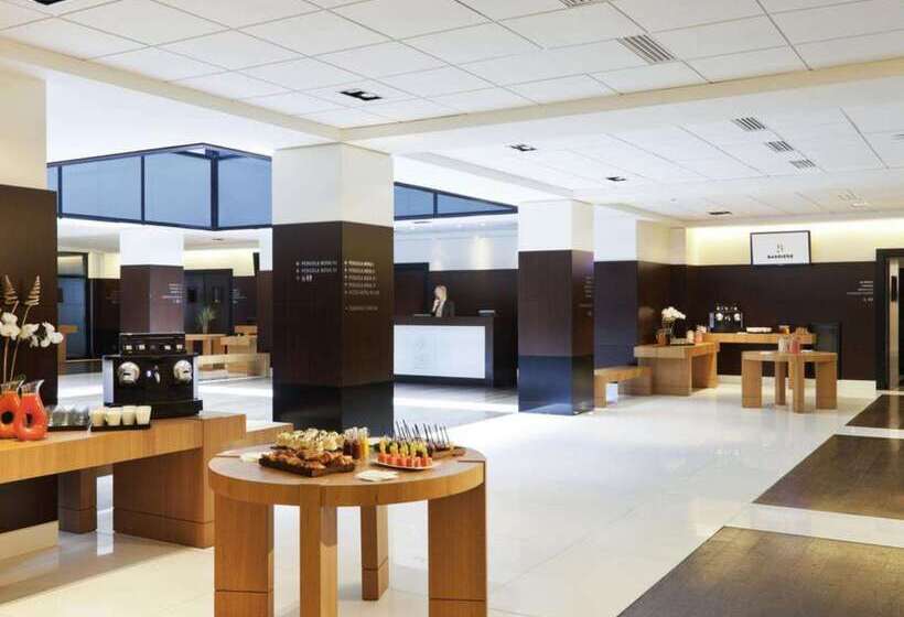 ホテル Hôtel Barrière L Hôtel Du Lac