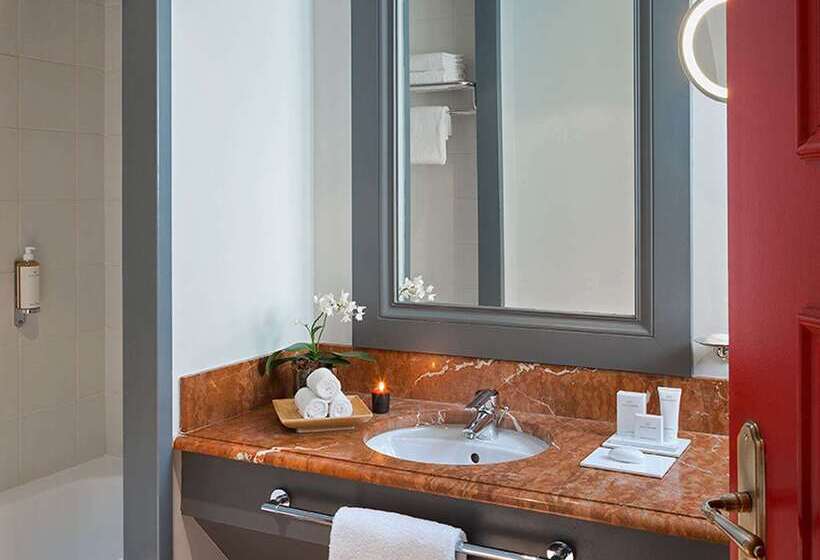 ホテル Hôtel Barrière L Hôtel Du Lac