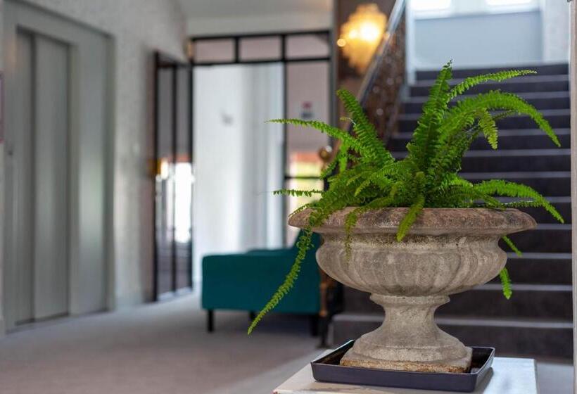 Отель Hôtel D Angleterre