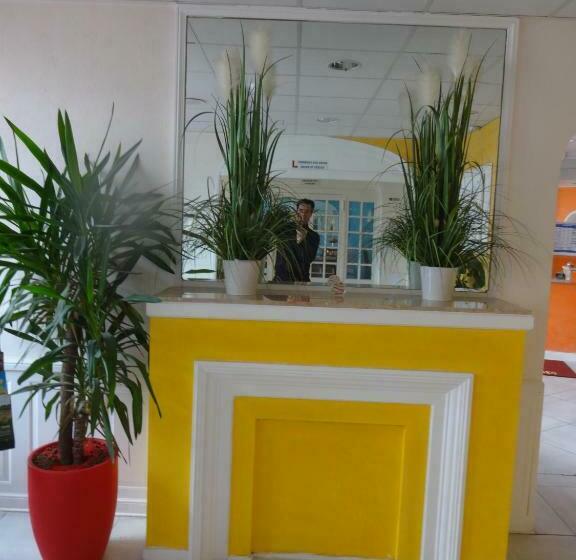 ホテル Hôtel Le Terminus Et Son Restaurant Côte à Côte