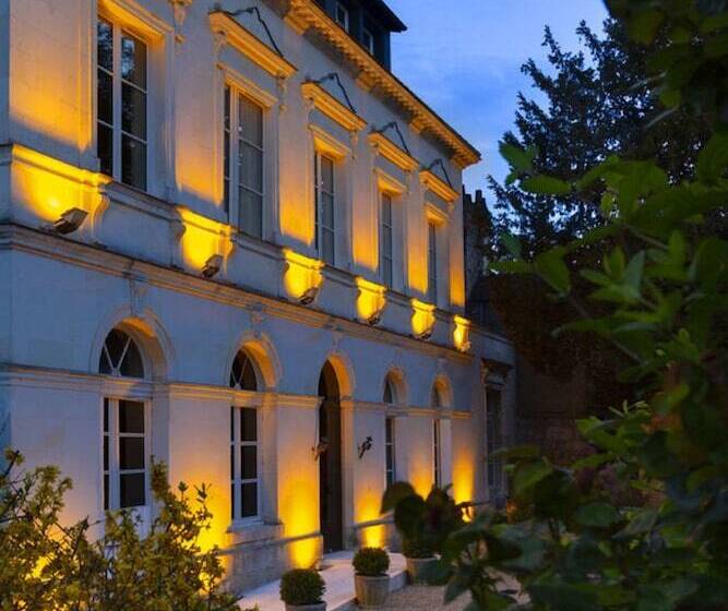فندق Hôtel Grand Monarque
