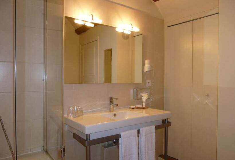 فندق Hôtel Grand Monarque