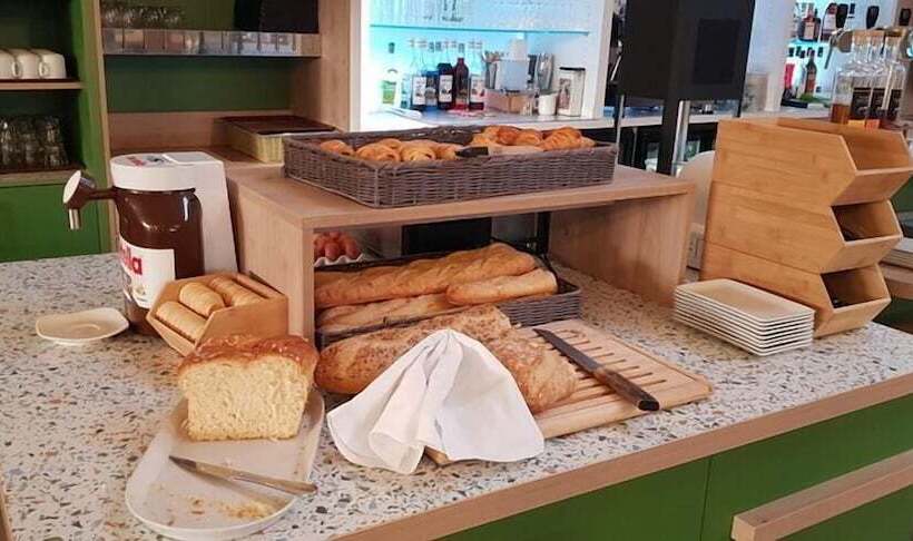 בית מלון כפרי Ibis Styles Lisieux Normandie