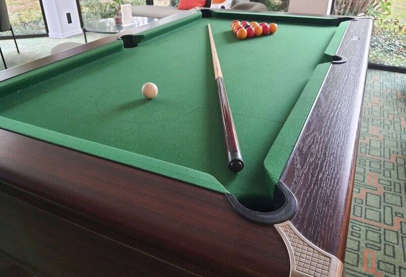 בית מלון כפרי Ibis Styles Lisieux Normandie