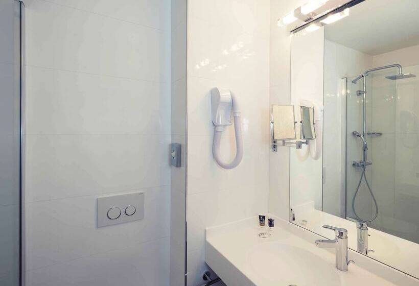 בית מלון כפרי Ibis Styles Lisieux Normandie