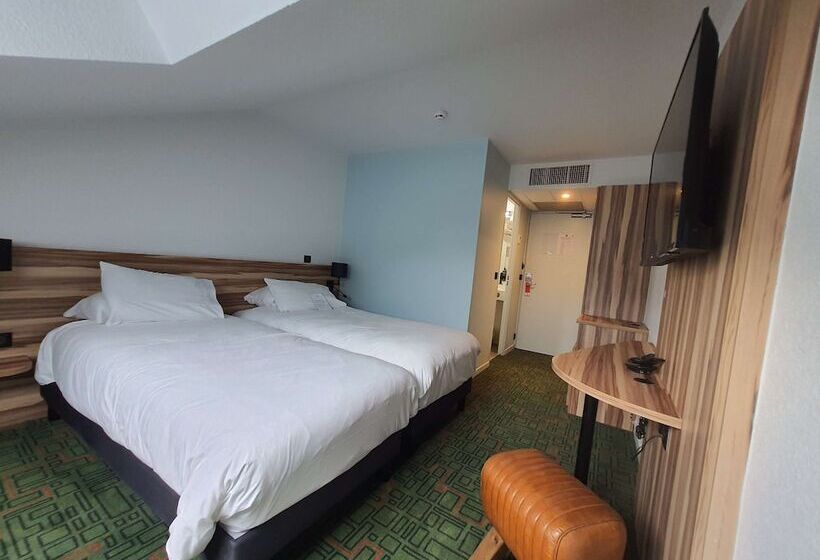 בית מלון כפרי Ibis Styles Lisieux Normandie