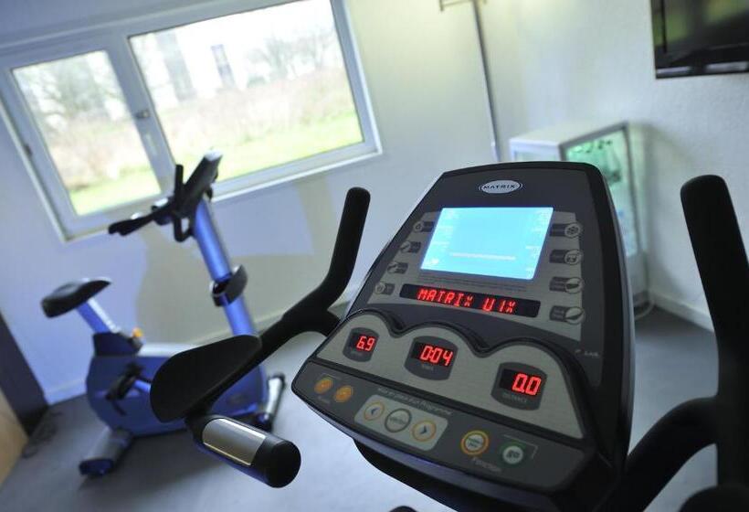 ホテル Hôtel Mercure Rouen Valdereuil