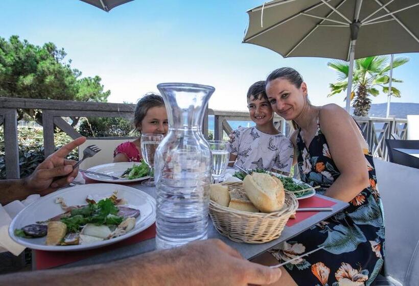 ホテル Hôtel Propriano Arena Bianca