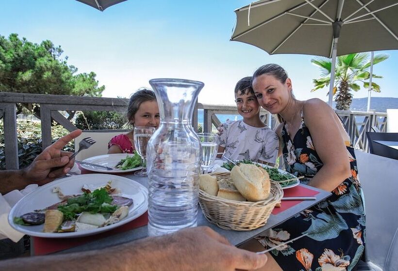 ホテル Hôtel Propriano Arena Bianca