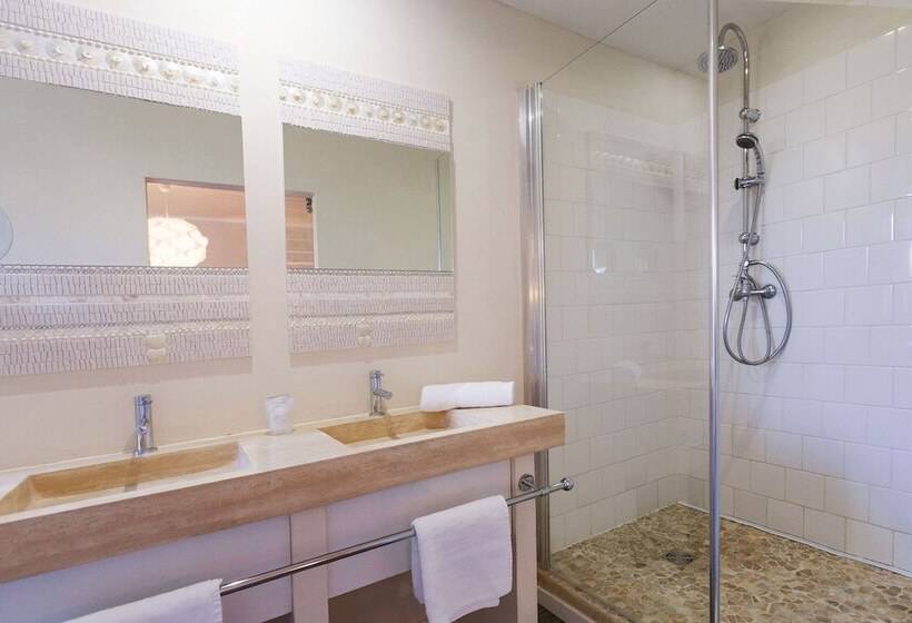 Отель Hôtel Restaurant Au Cygne