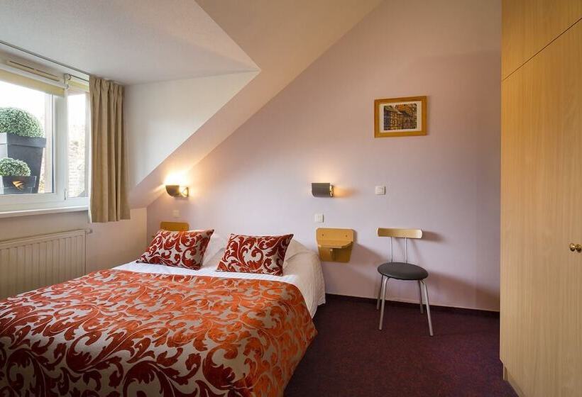 Отель Hôtel Restaurant Au Cygne