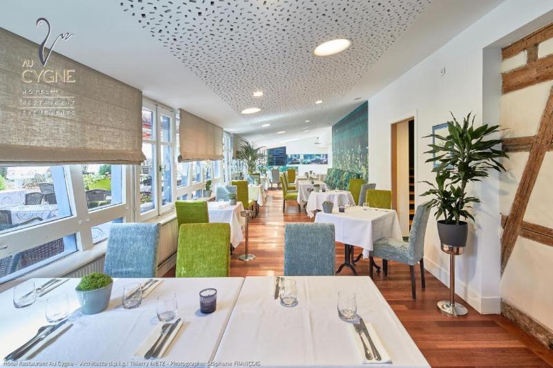 Отель Hôtel Restaurant Au Cygne
