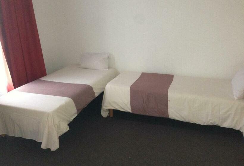 فندق Hôtel Sarcelles Flanades