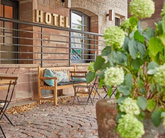 Отель Hôtel Spa Le Moulin De La Wantzenau   Strasbourg Nord