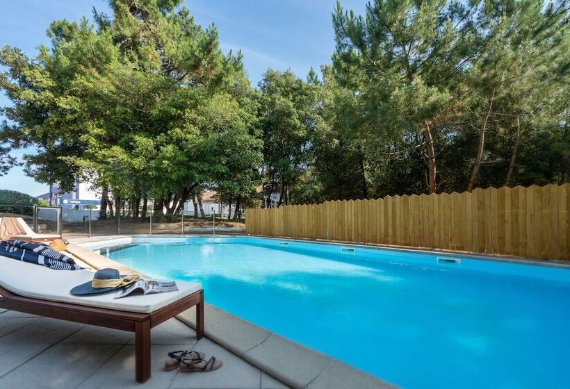 호텔 Hôtel Valdys Thalasso & Spa   Les Pins