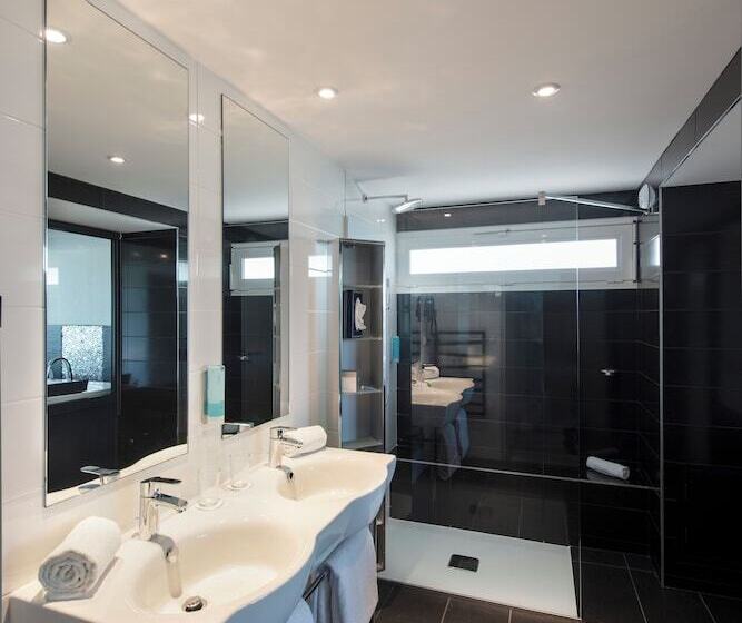 호텔 Hôtel Valdys Thalasso & Spa   Les Pins