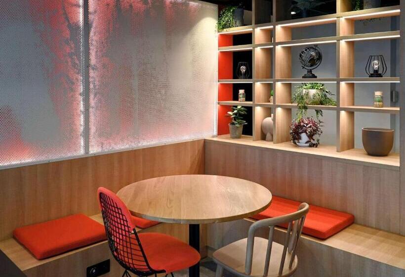 Отель Ibis Auxerre Centre