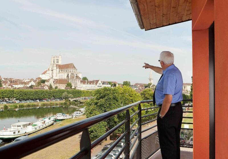 בית מלון כפרי Ibis Auxerre Centre