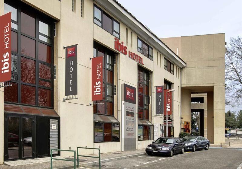 هتل Ibis Avignon Centre Pont De L'europe