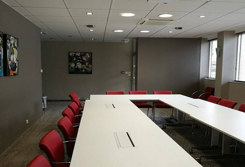 هتل Ibis Besançon Centreville