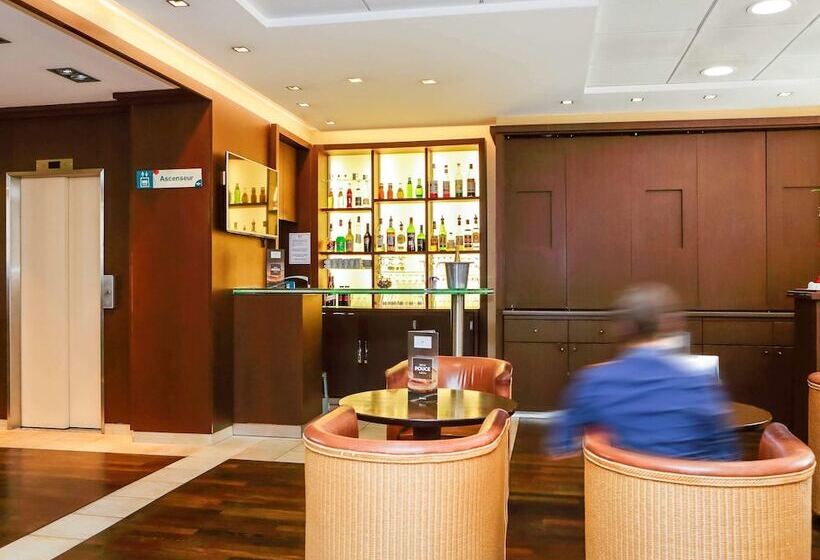 هتل Ibis Besançon Centreville