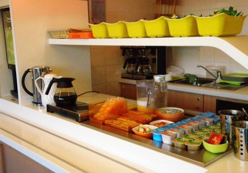 호텔 Ibis Budget Montauban Les Chaumes