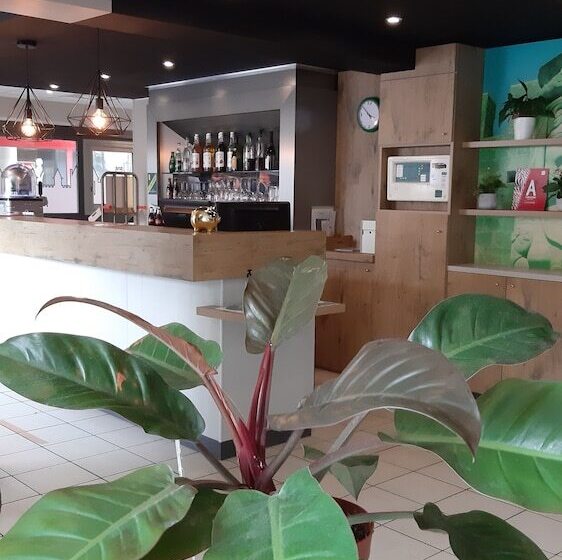 ホテル Ibis Carcassonne Centre  La Cite