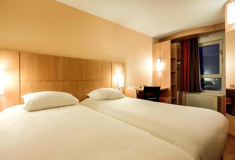 בית מלון כפרי Ibis Clermont Ferrand Sud Herbet