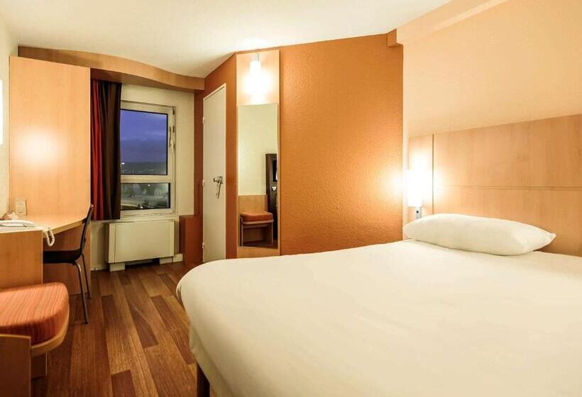 בית מלון כפרי Ibis Clermont Ferrand Sud Herbet