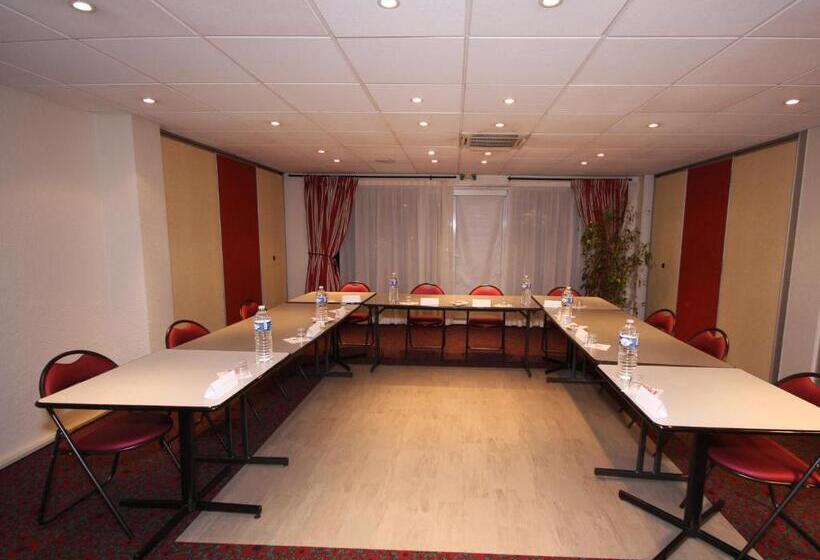 בית מלון כפרי Ibis Clermont Ferrand Sud Herbet