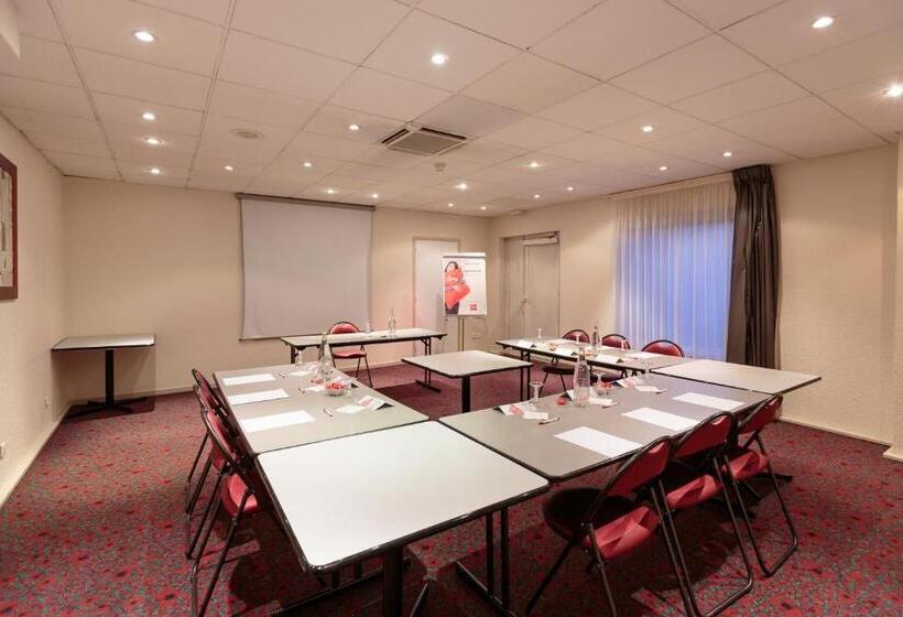 בית מלון כפרי Ibis Clermont Ferrand Sud Herbet