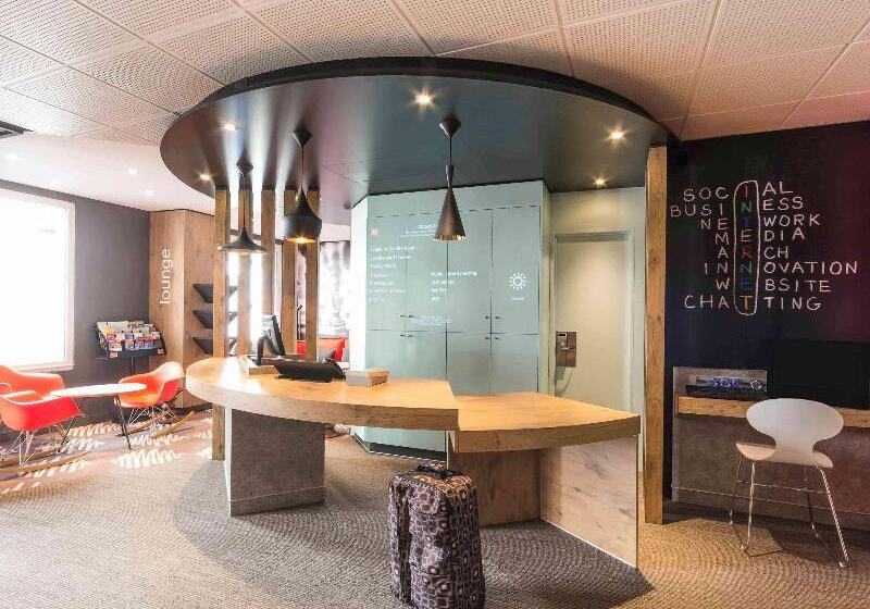 Отель Ibis La Rochelle Centre Historique